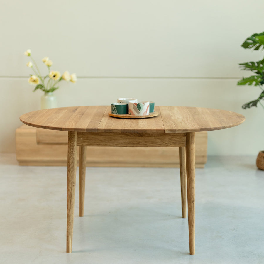 VESKOR Malmo round extending dining table solid oak wood Nordic modern